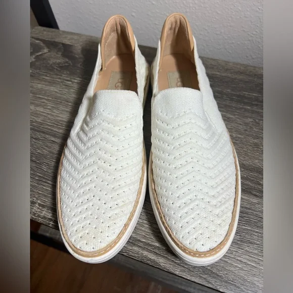 UGG | Shoes | Ugg Womens Cream Slipon Loafers | Poshmark